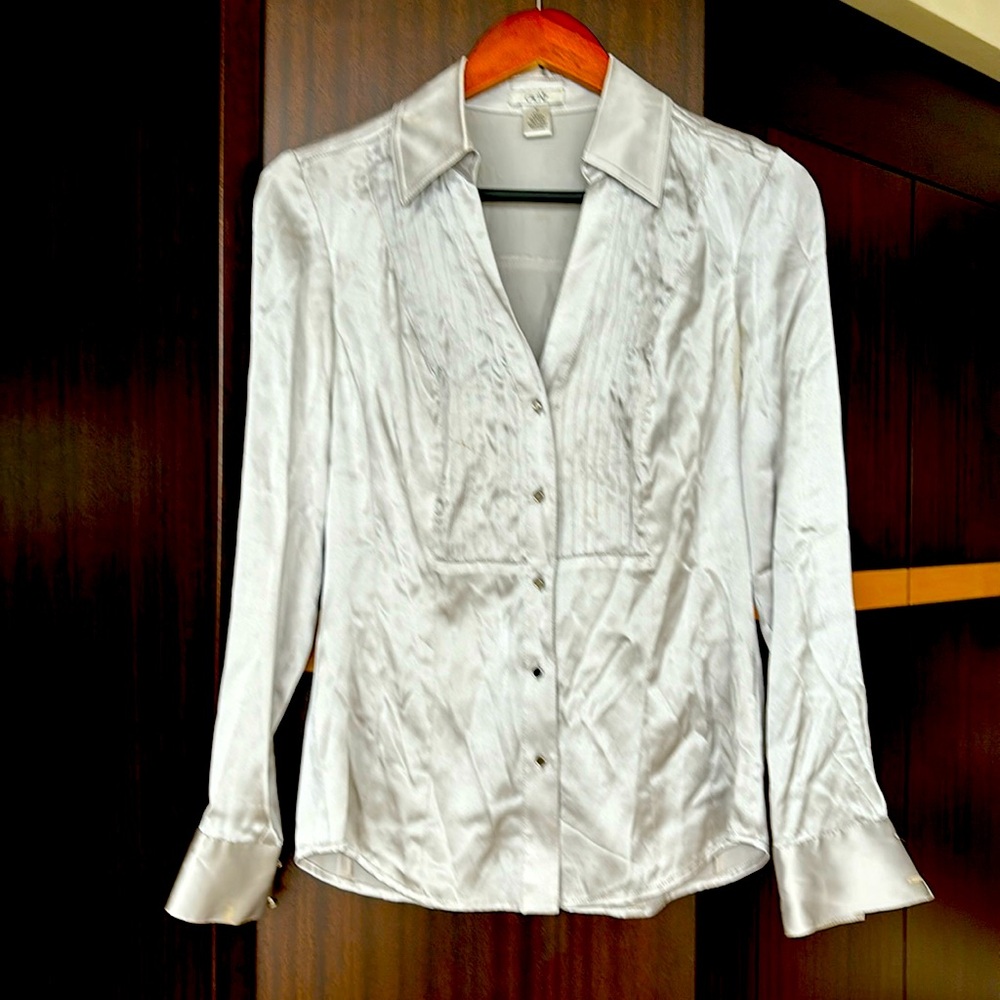 CACHE SILKY SATIN GRAY SILVER SHIRT SIZE MEDIUM